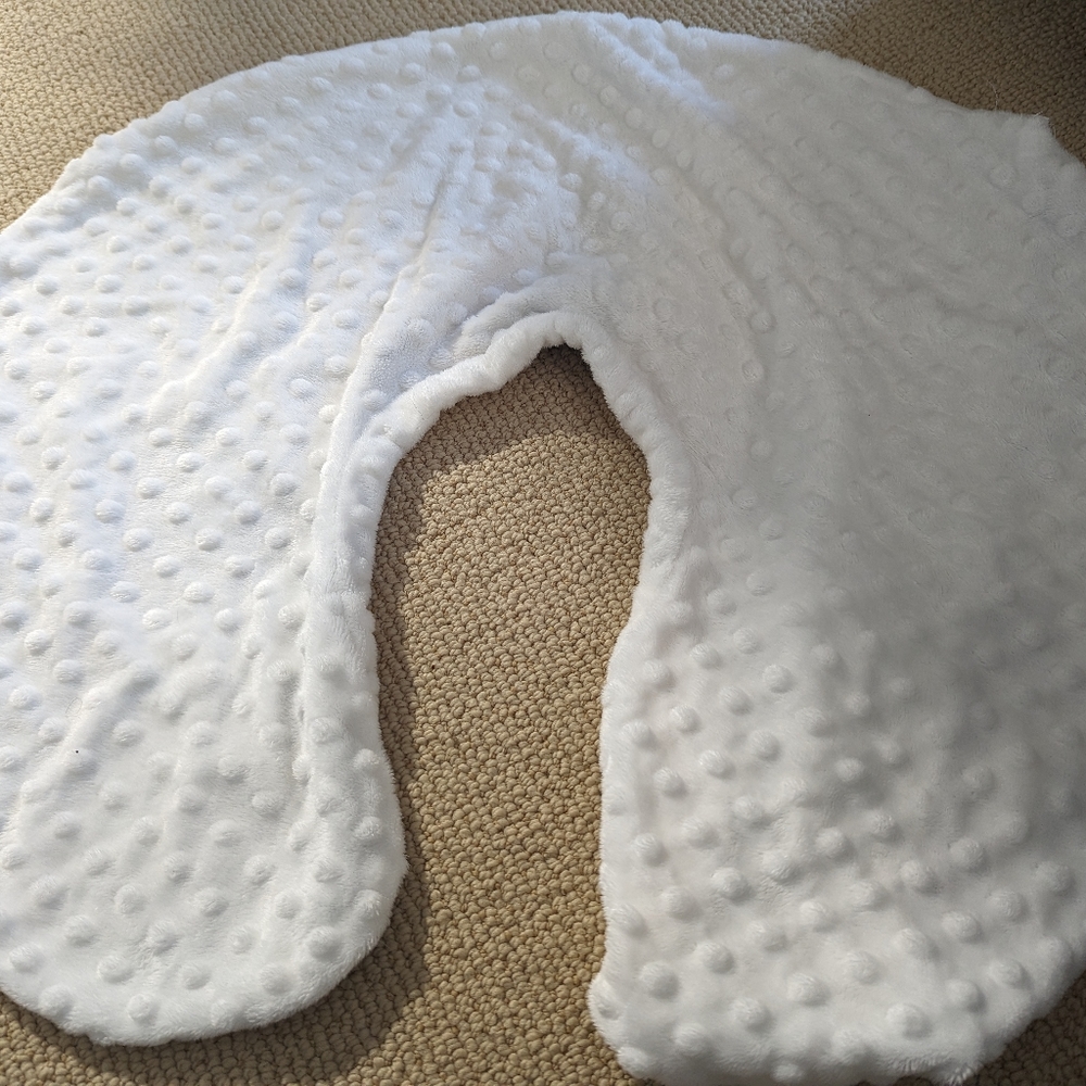 Boppy cover - Caden Lane